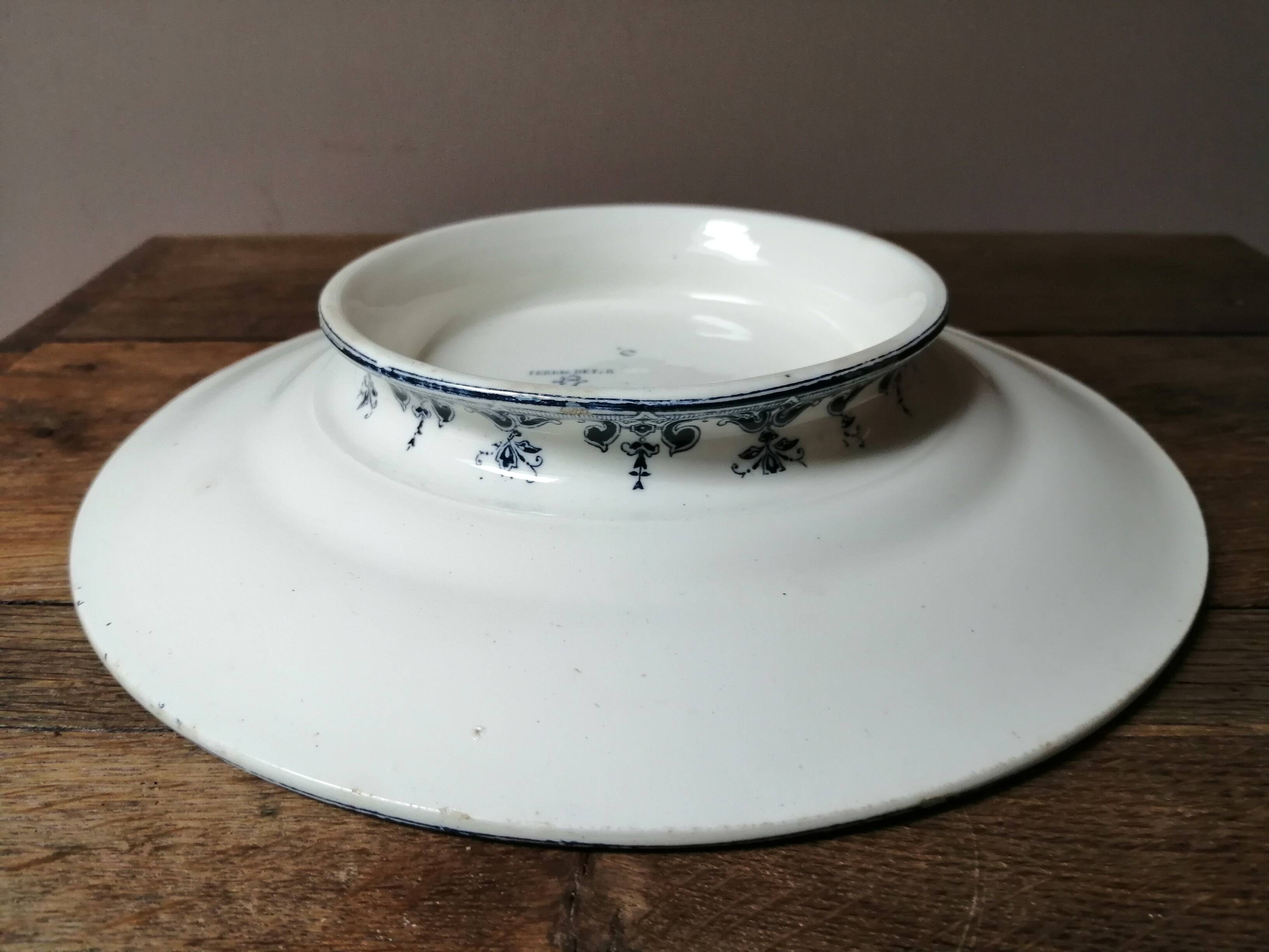 “Rouen” iron earth compote bowl