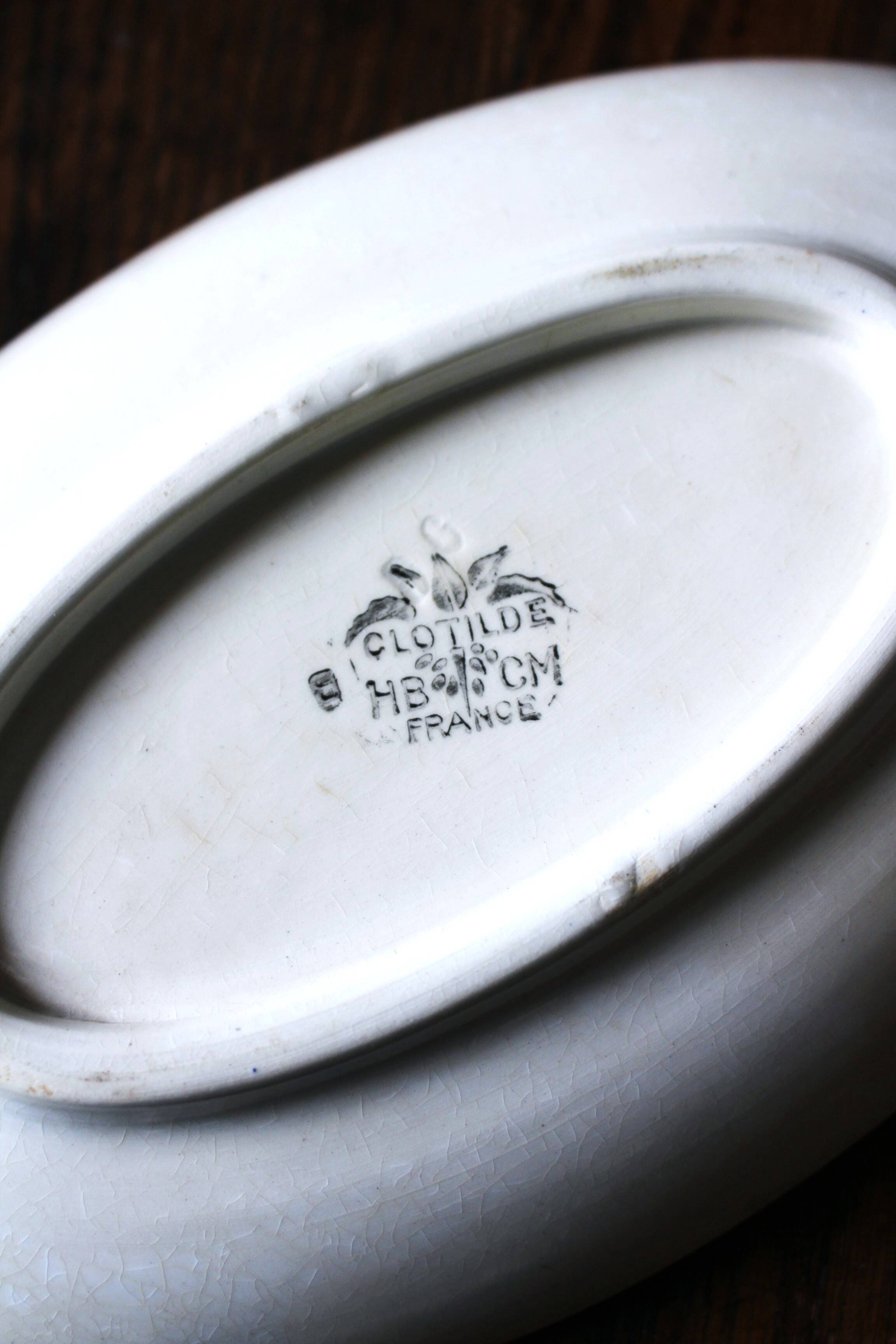 Red and blue Art Deco plate Clotilde HBCM