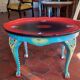 Table d'appoint « Mange-moi, bois-moi ». Ancienne, relookée, sur le thème d