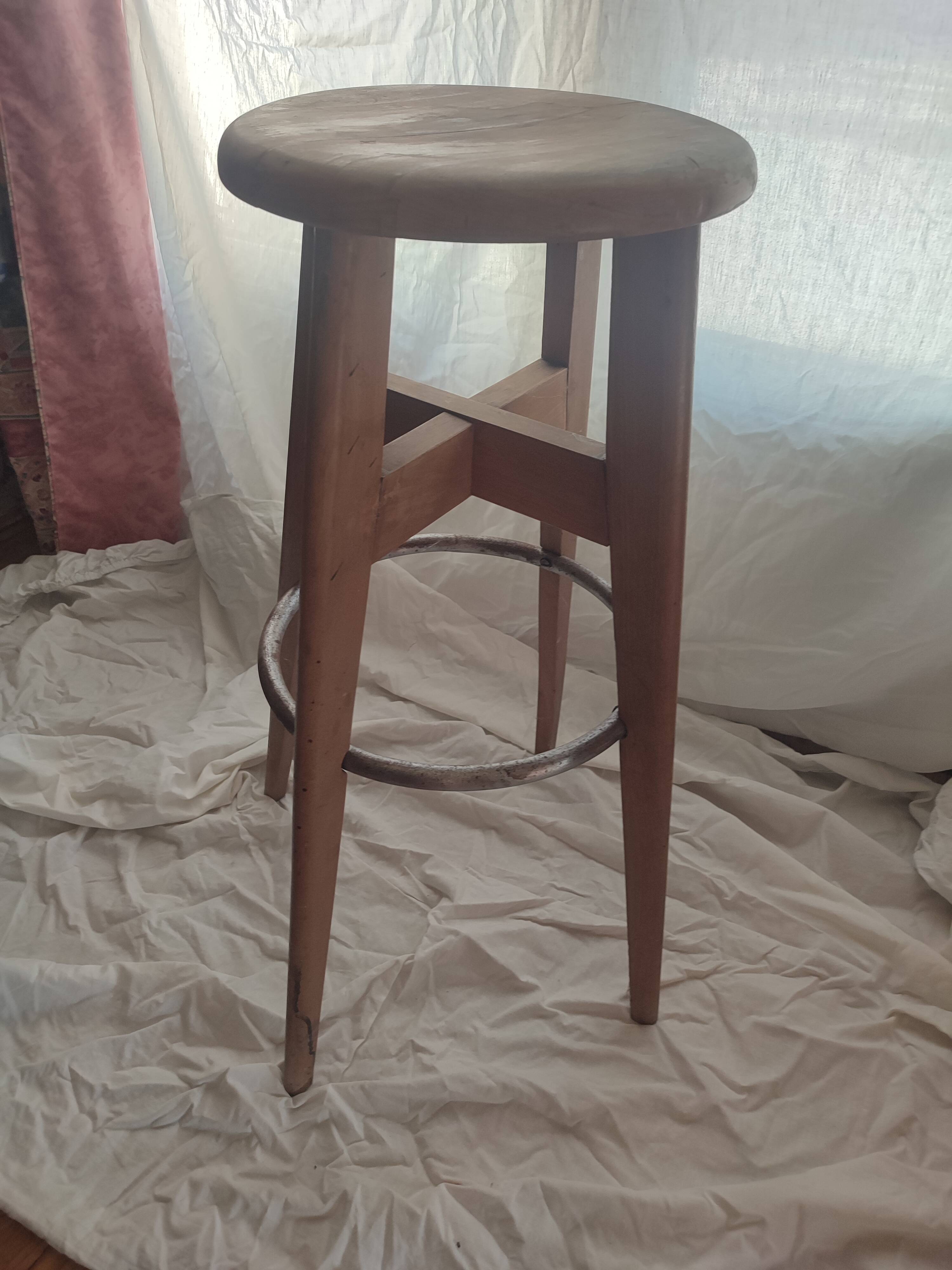 Tabouret haut marque stella