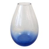 Vase pansu en verre
