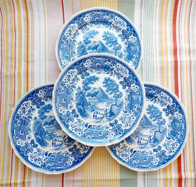 4 Villeroy & Boch Burgenland blue dinner plates
