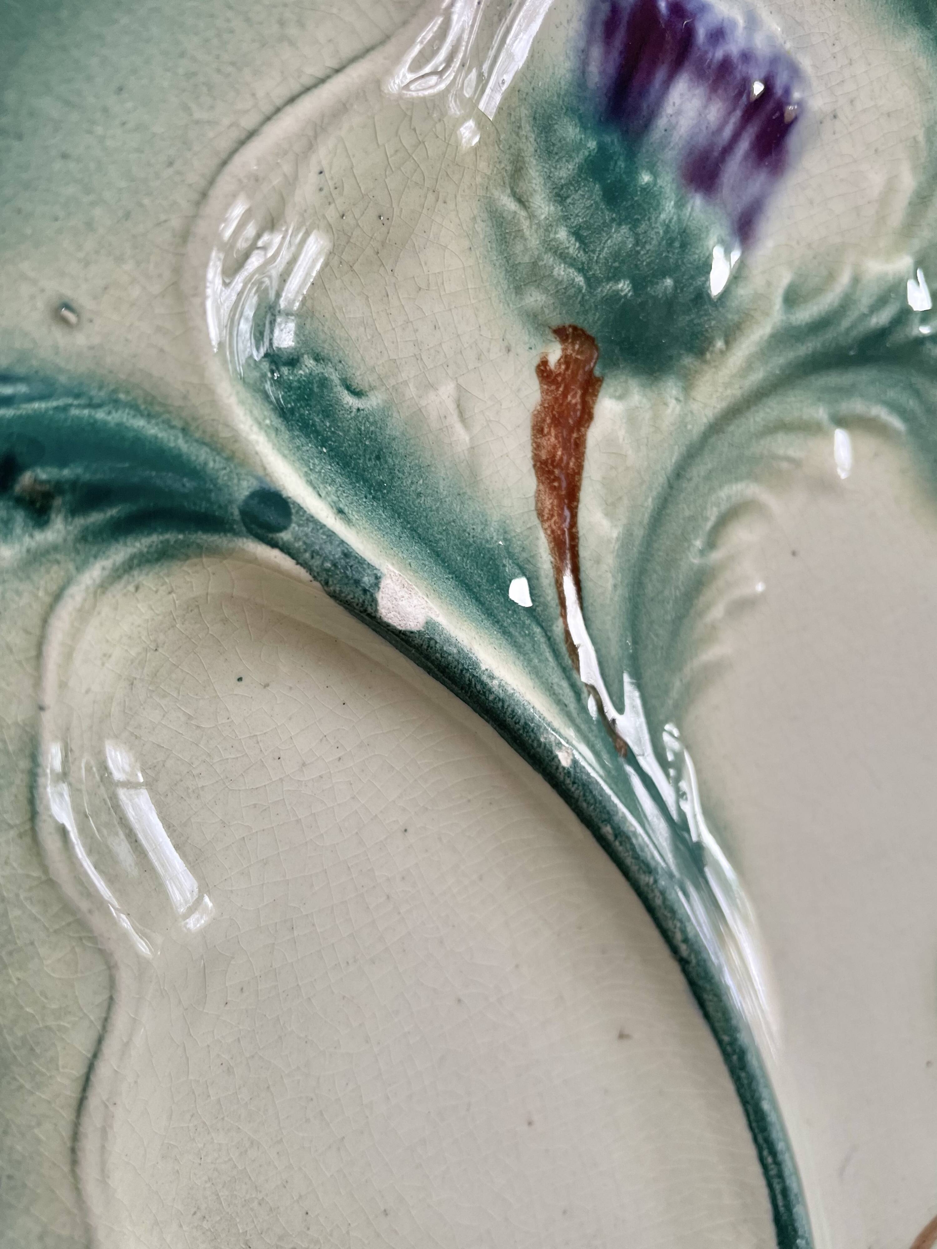 Artichoke plate Digoin in majolica faience barbotine