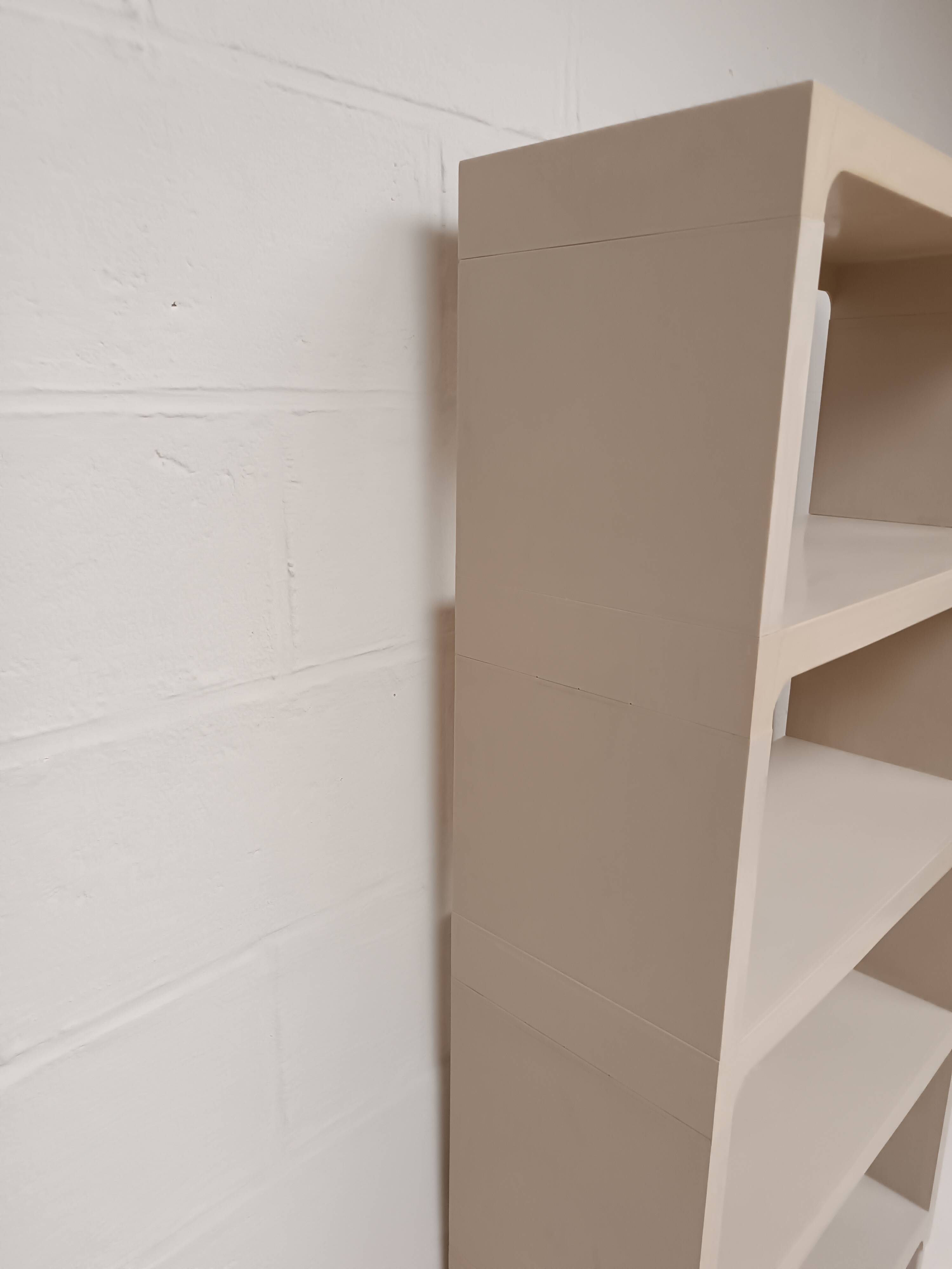 Macaple France 1980 PVC modular shelf