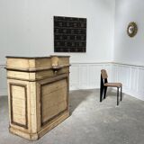 Comptoir 1930 de boutique, patine beige