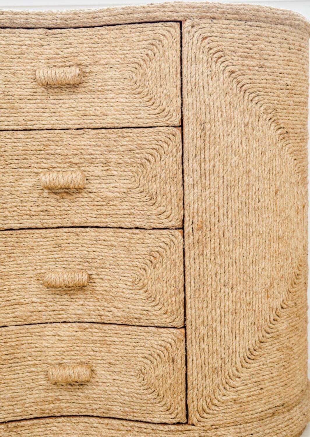 Rope chest of drawers