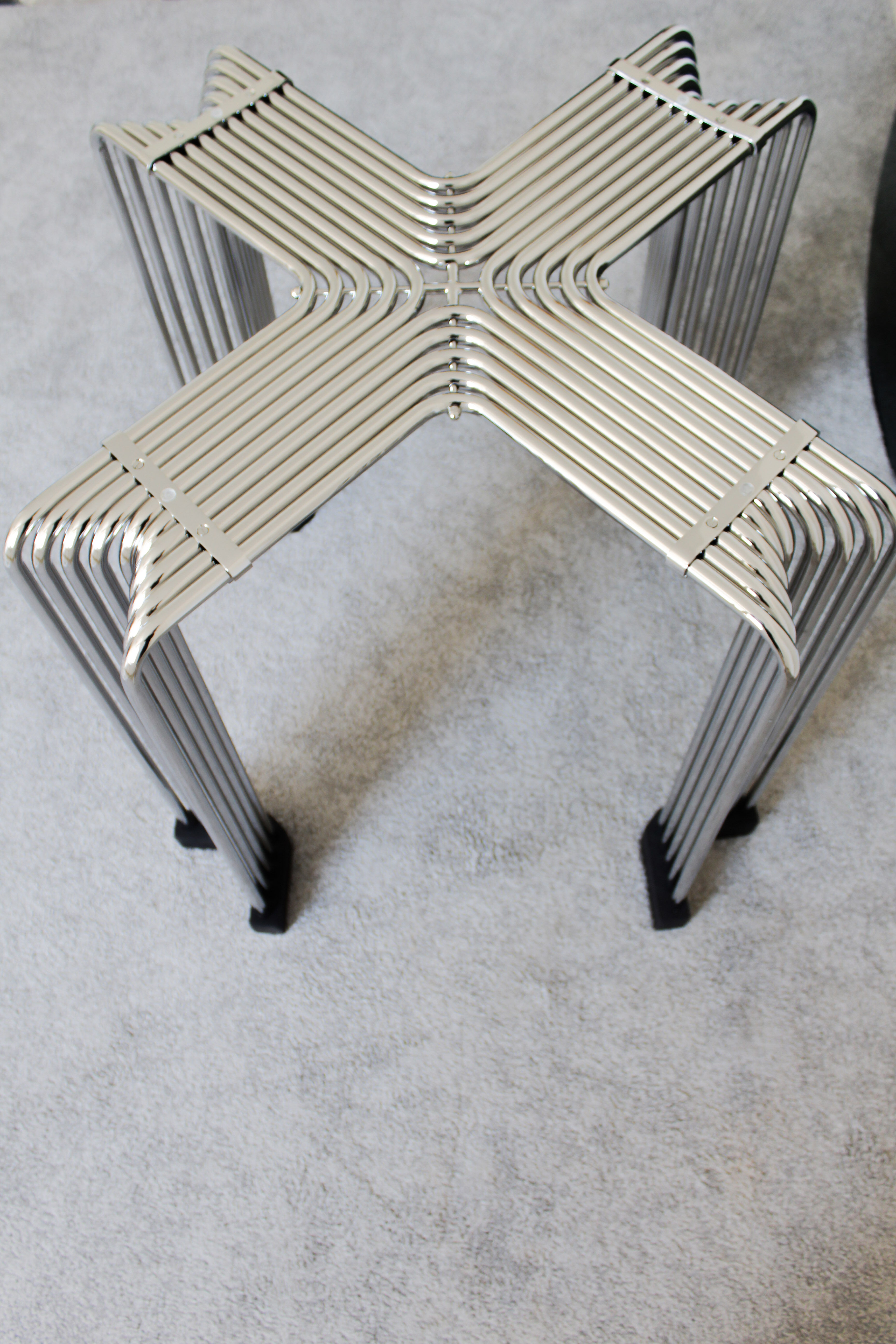 Chromed round round glass round rod table, Italy 1970s