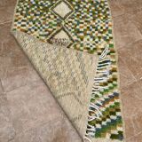 Petit tapis marocain Azilal, authentique tapis berbère vintage marocain