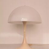 Lampe de table Panthella par Verner Panton