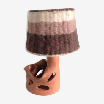 Lampe en céramique terracotta  et abat jour en laine 50/60