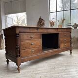 Drapery oak counter 1900