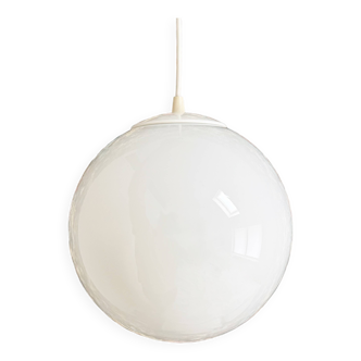 Lampe suspendue vintage en forme de globe en verre laiteux