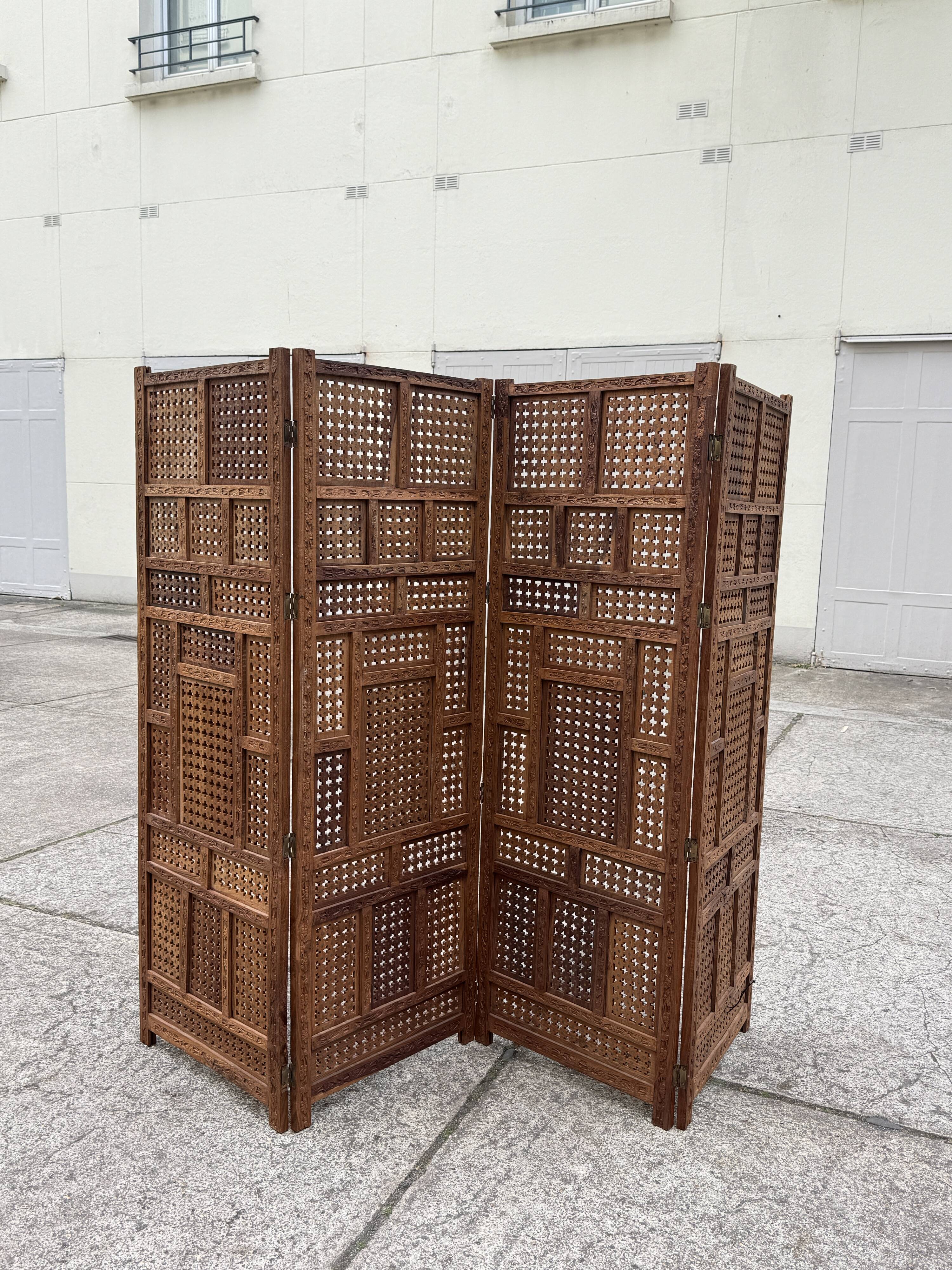 Vintage Indian screen in solid rosewood (Sheesham)