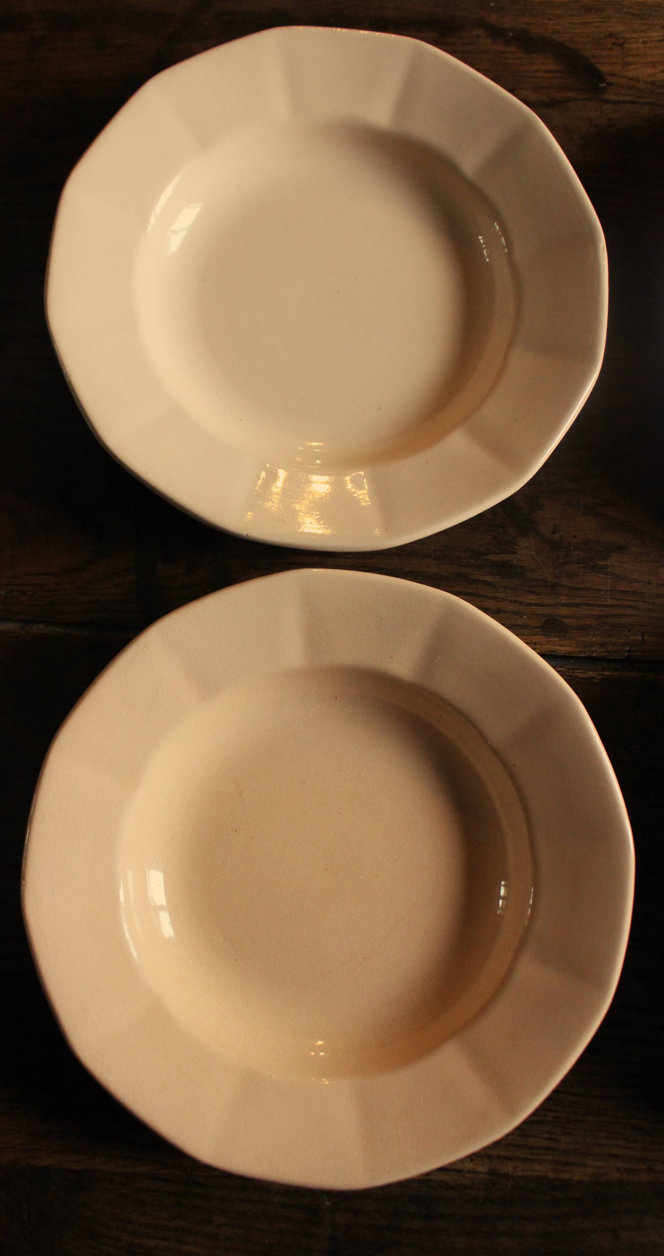 6 mismatched soup plates Digoin Sarreguemines red blue pink