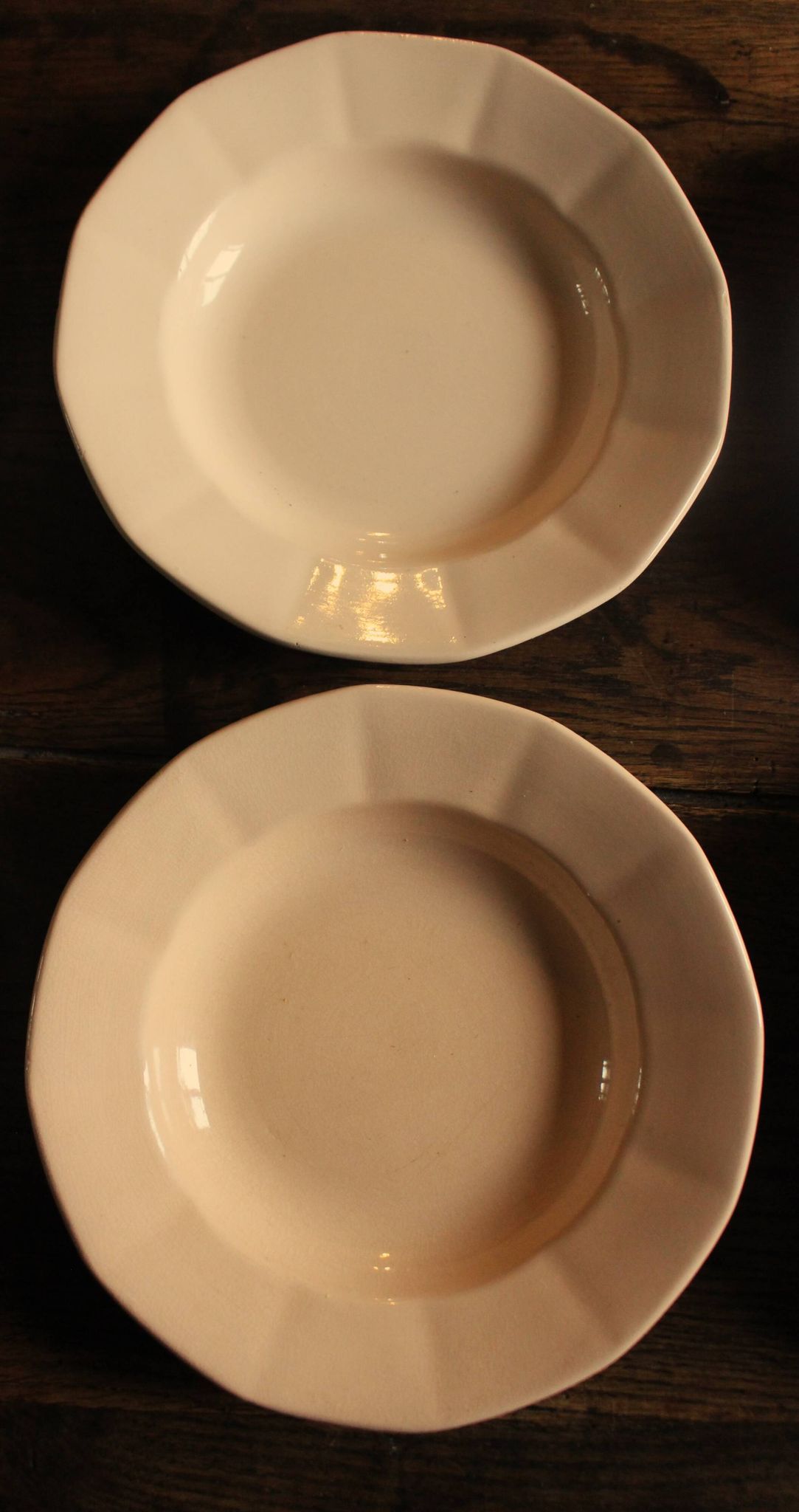 6 assiettes creuses dépareillé Digoin Sarreguemines rouge bleu rose