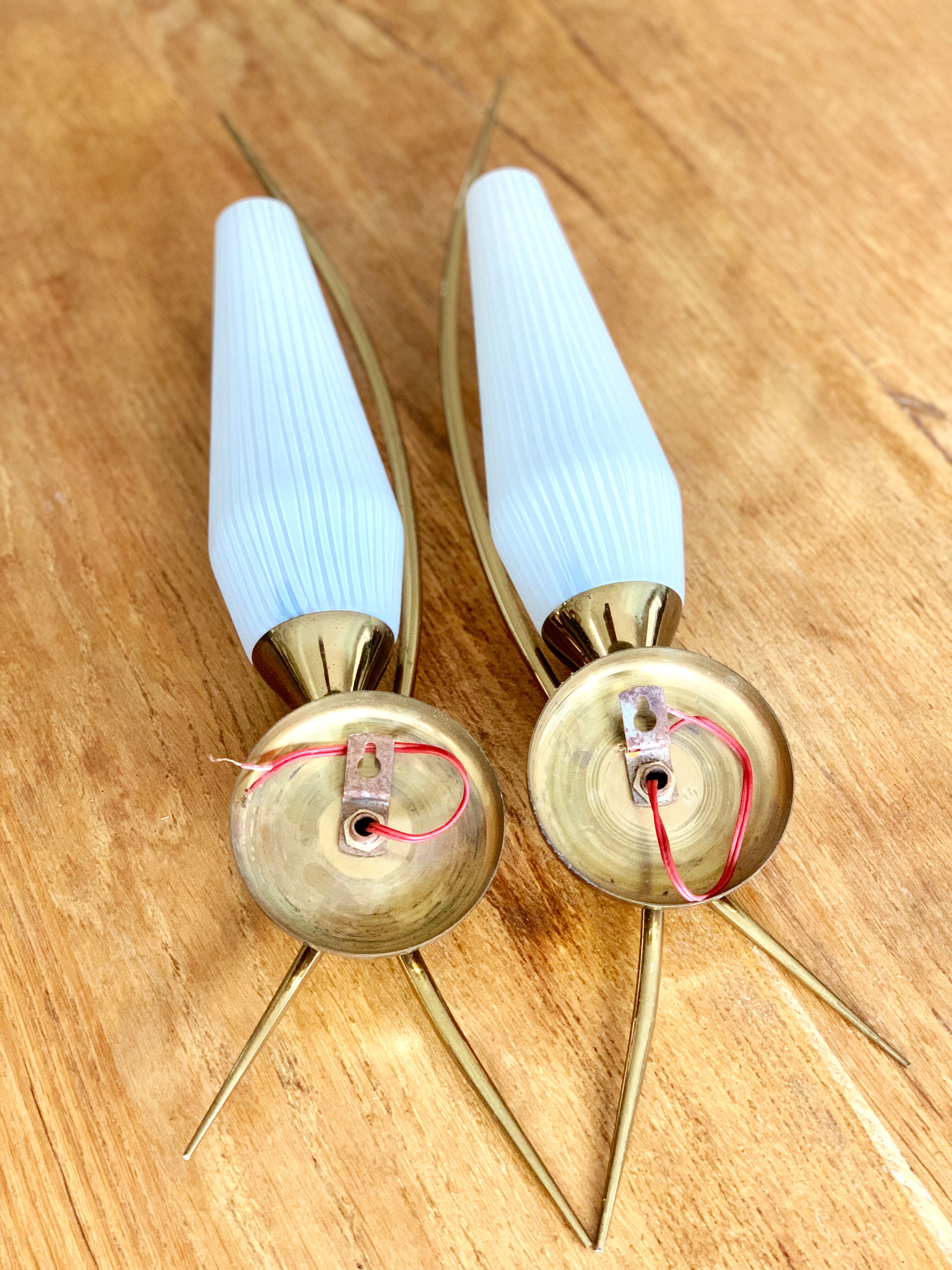 Paire d'appliques tulipe vintage