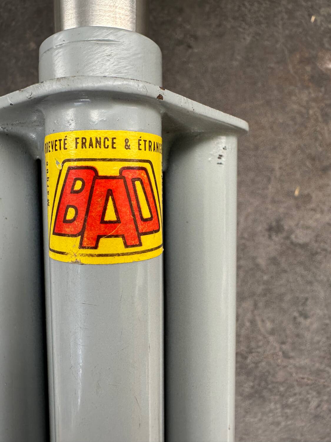 BAO industrial chair