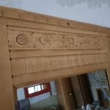 Entrance hall, renovated Art Deco coat rack