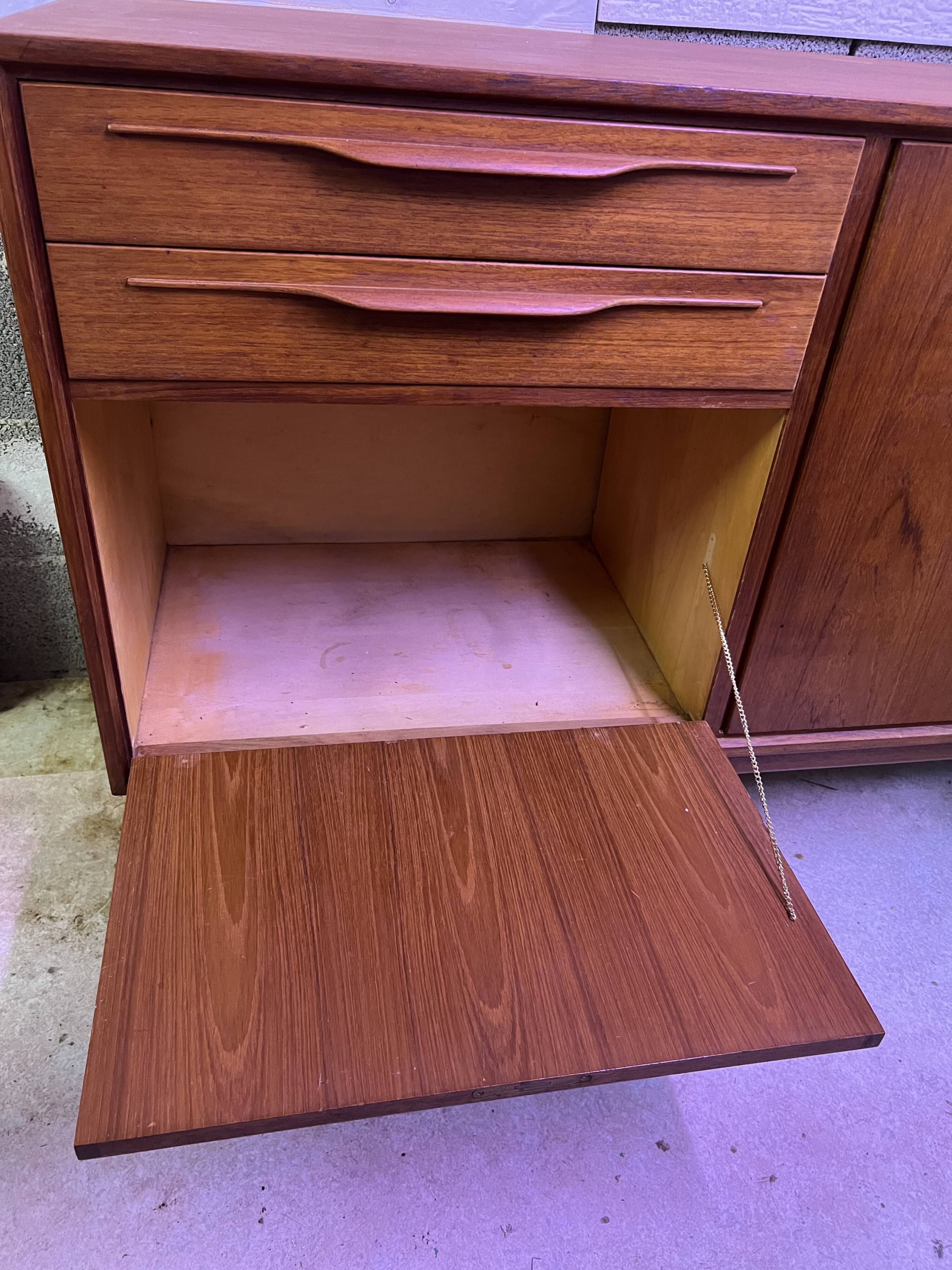 Enfilade vintage Swiss Teak