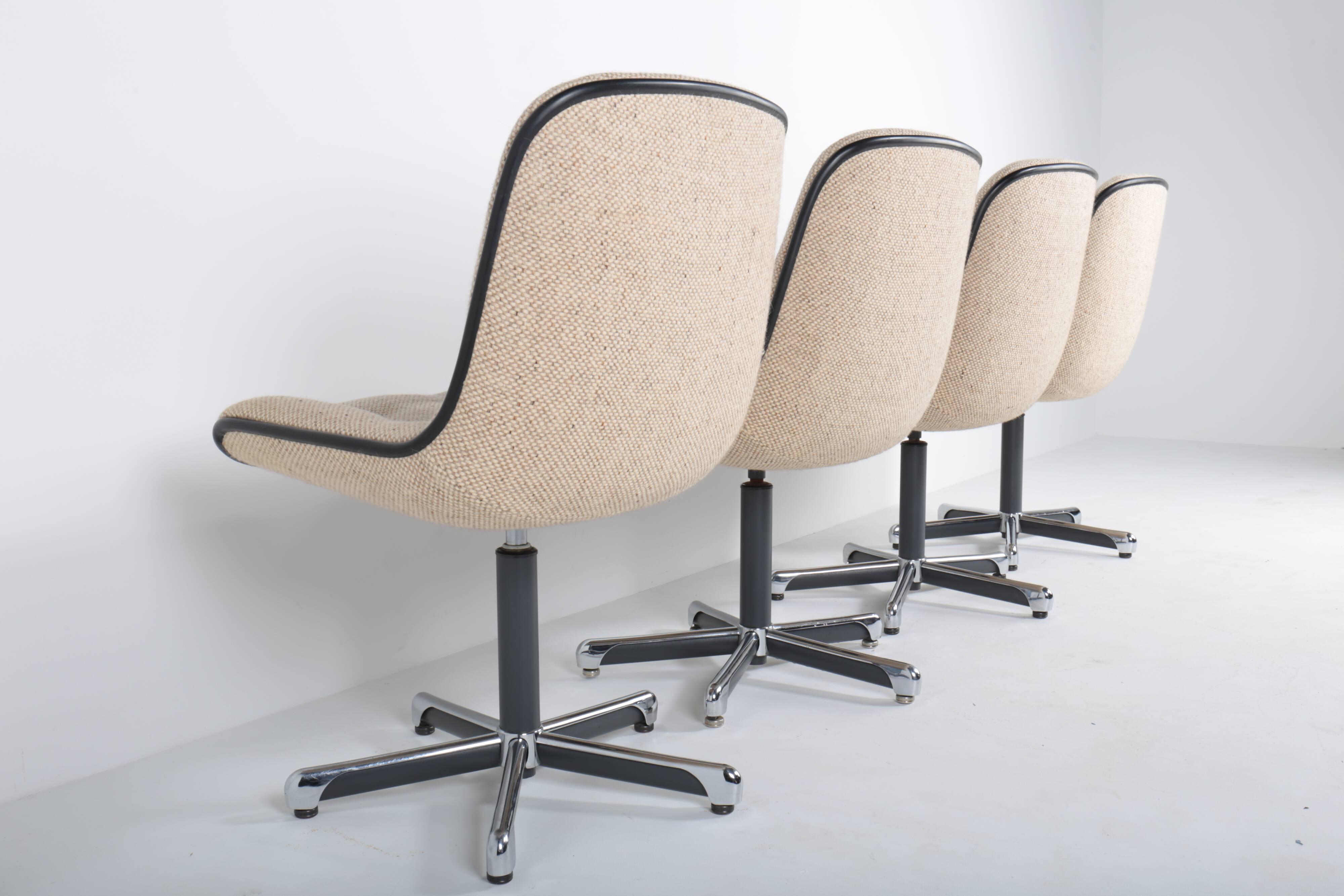 Set of 4 Strafor 451 armchairs by Randall Buck, 1970s