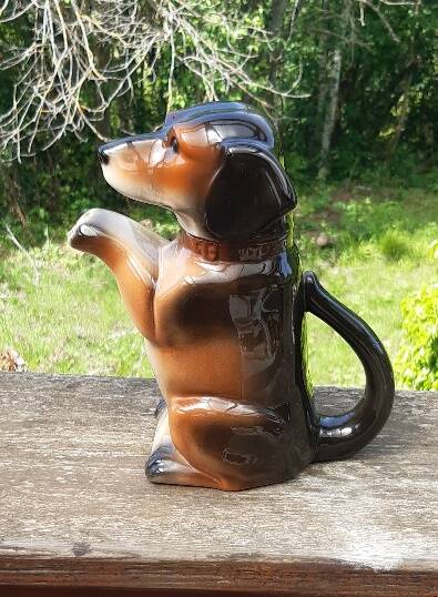 Dog pitcher zoomorphic teapot Cortendorf