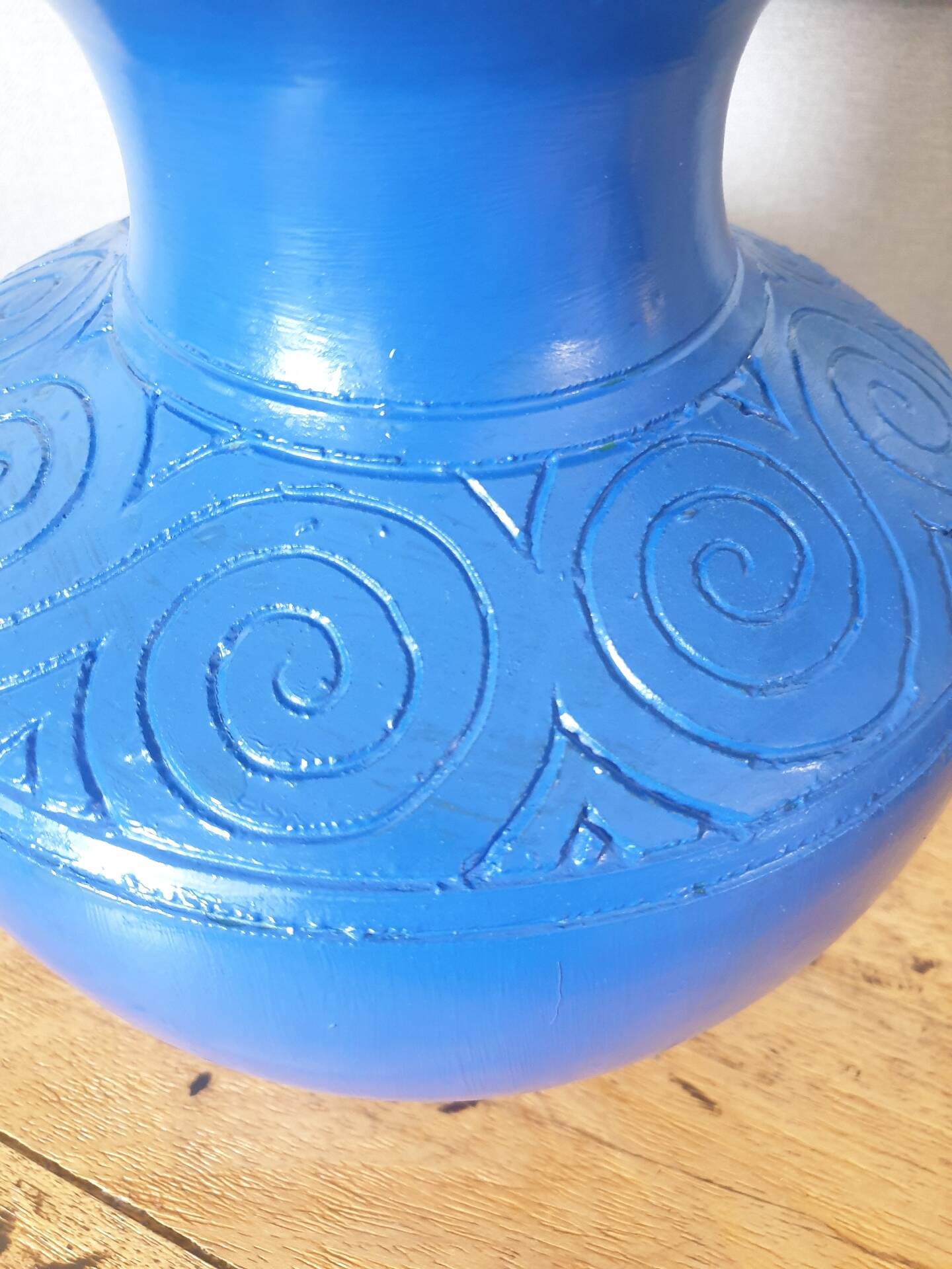 Majorelle blue Medicis-type vase