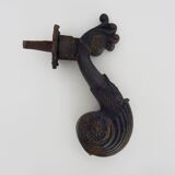 Ancien heurtoir de porte griffon en fonte, XIXème