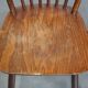 Ensemble de 8 chaises Windsor vintage en bois à dossier fuseau des années 1970