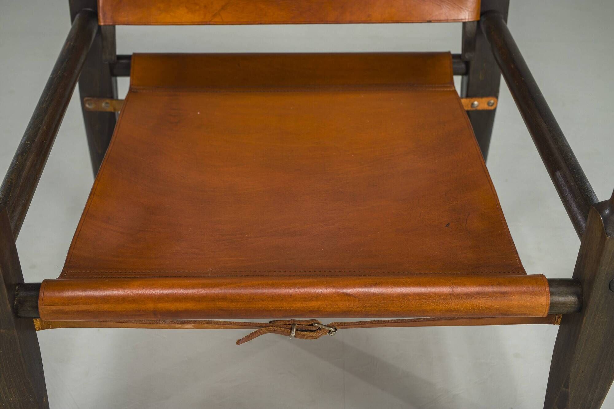 Swiss Leather Safari Chair attributed to Wilhelm Kienzle for Wohnbedarf