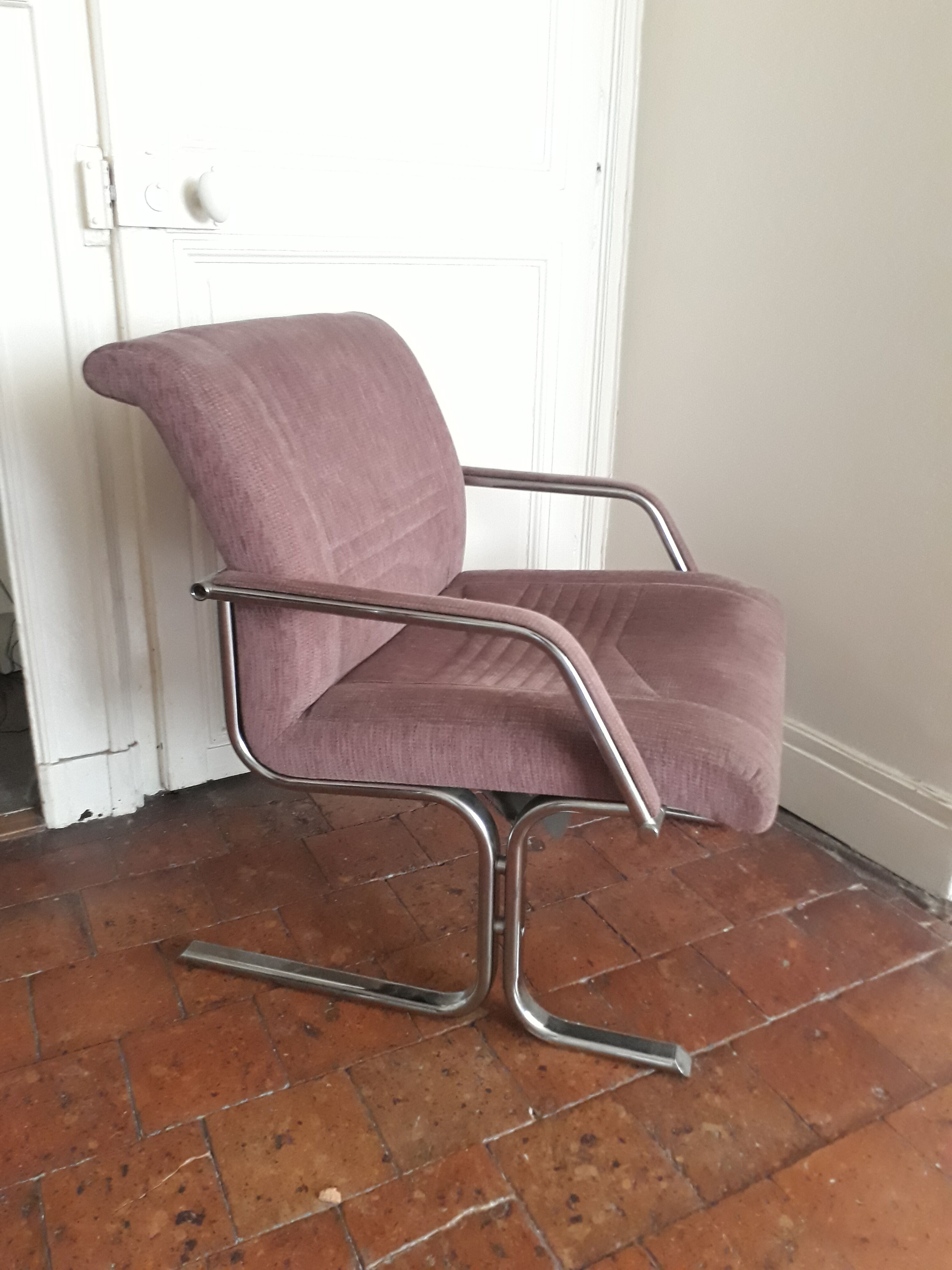 Vintage Knoll armchair