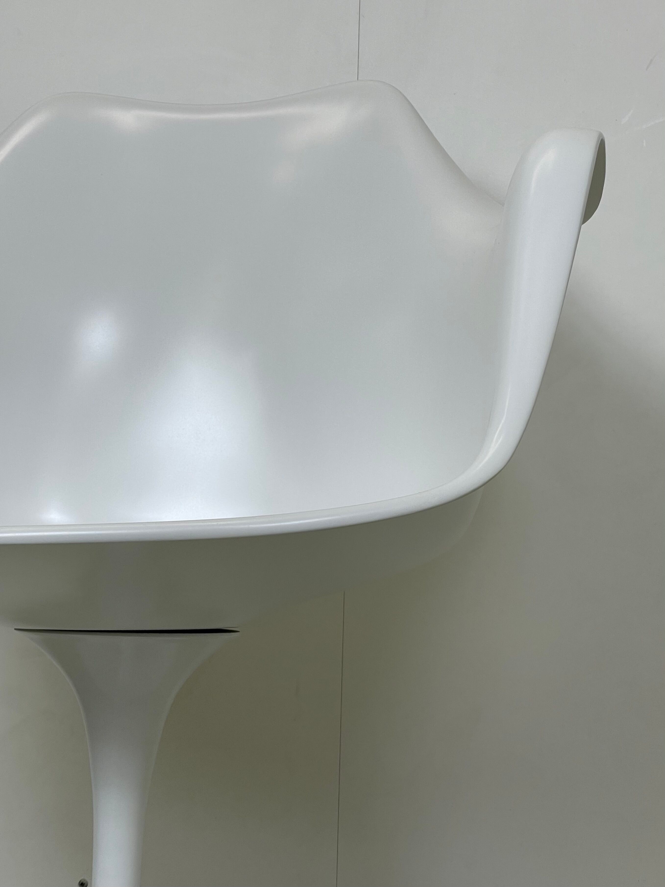 Tulip arm chair Eero Saarinen for Knoll International, 1960s