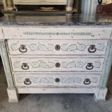 Old chest of drawers