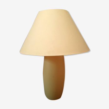 White/beige lamp