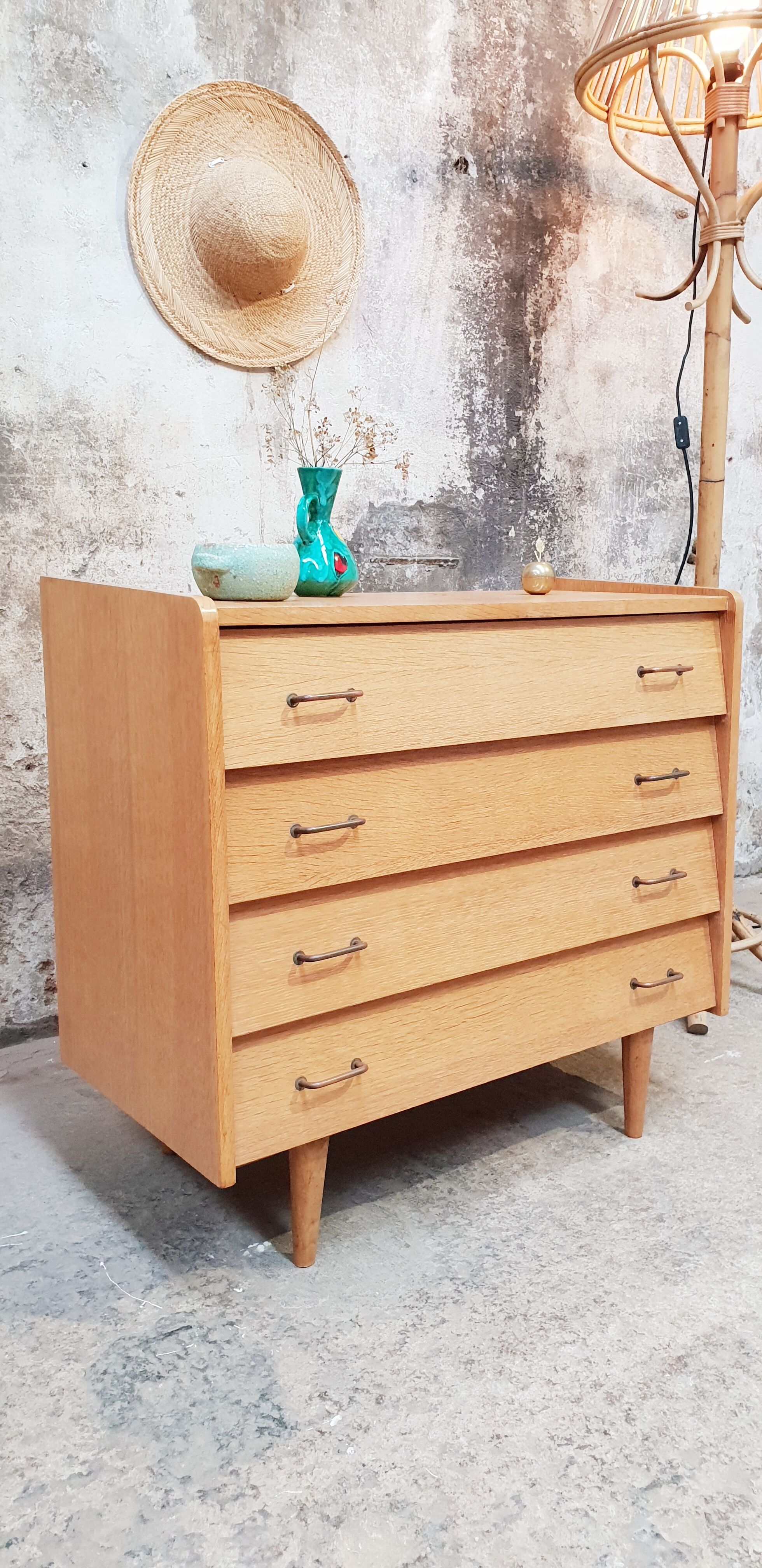 Vintage chest of drawers