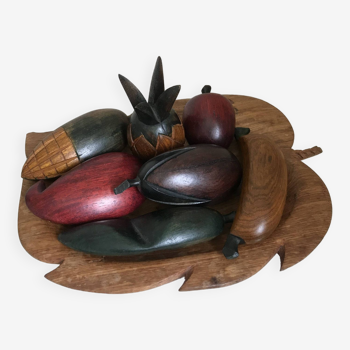 Wooden tray and fruits
