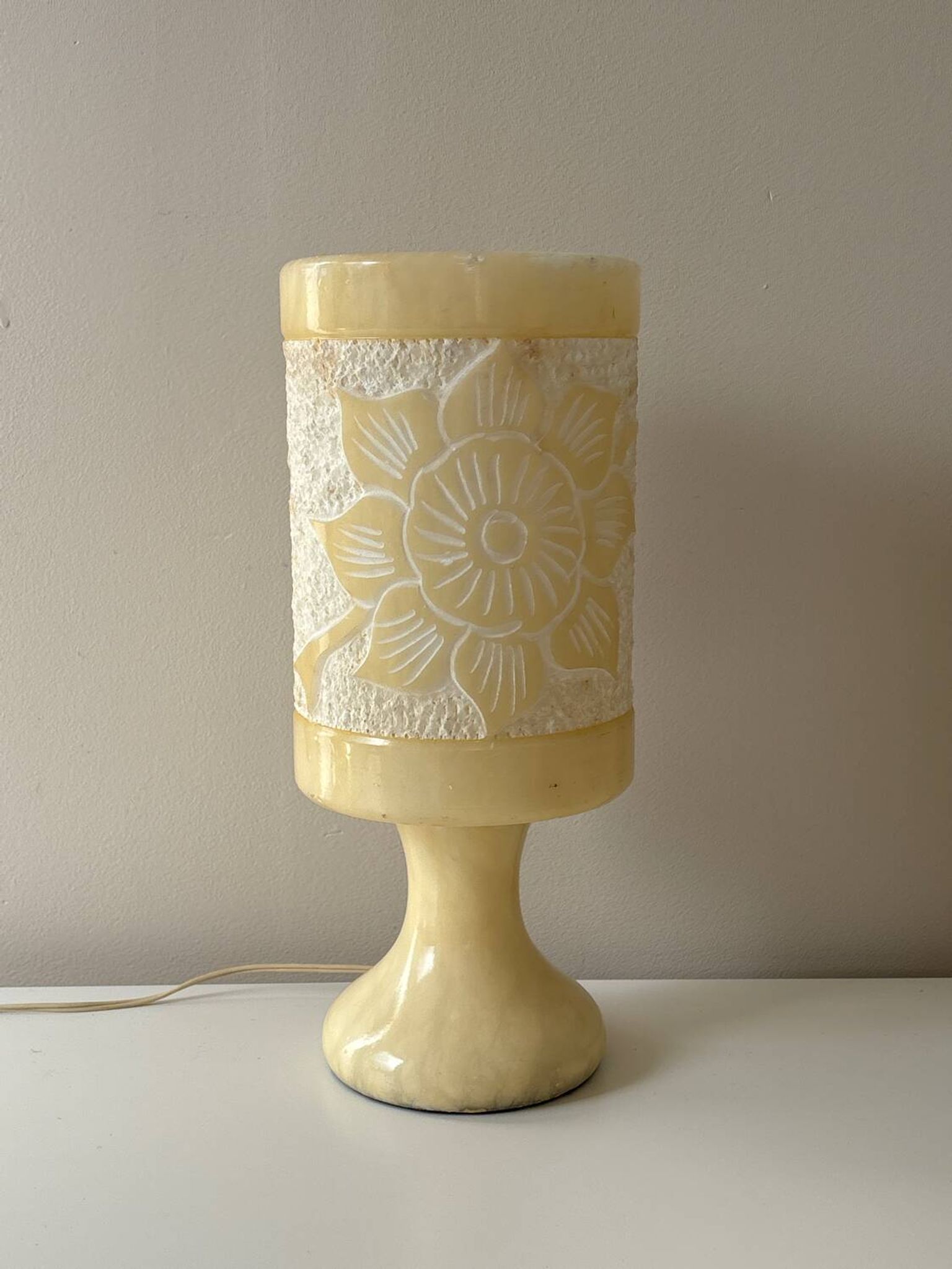 Lampe en albâtre