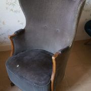 Paire de fauteuils Bergère tonneau sculpturale