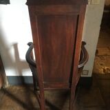 Walnut Renaissance-style caquety chair
