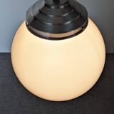 Suspension boule XL Art déco en opaline blanche, France vers 1920