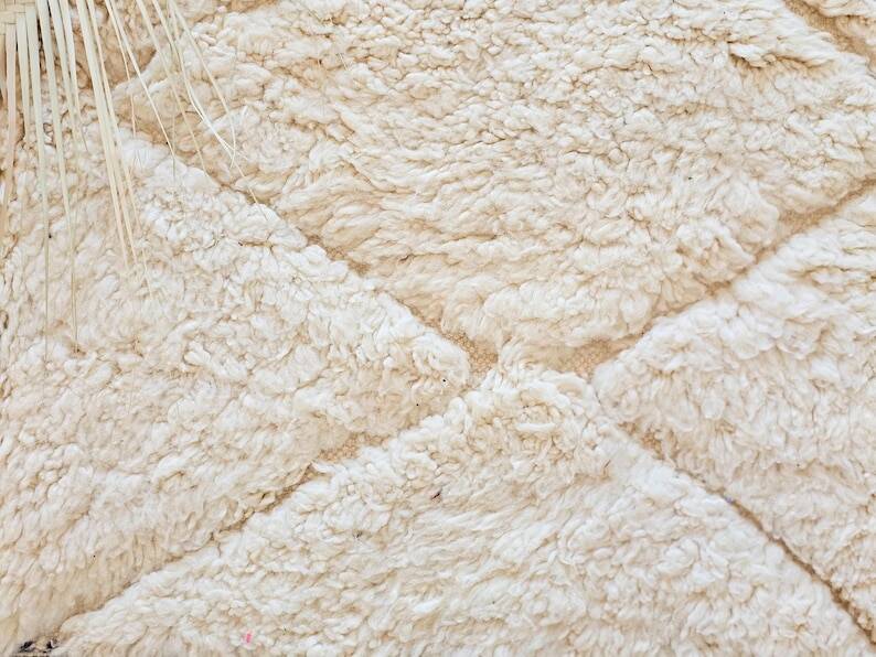 Beni Ourain rug in pure wool, handmade, traditional, 1.5/2.5 m.