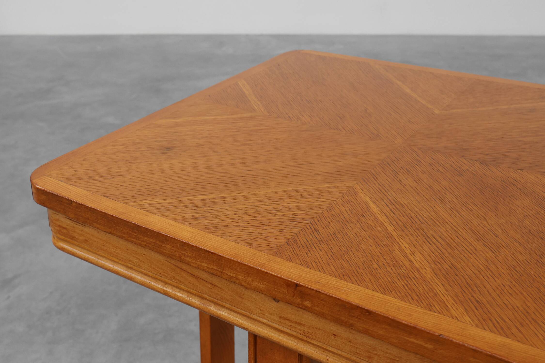 Belgian Art Deco side table with geometric top, ca. 1920