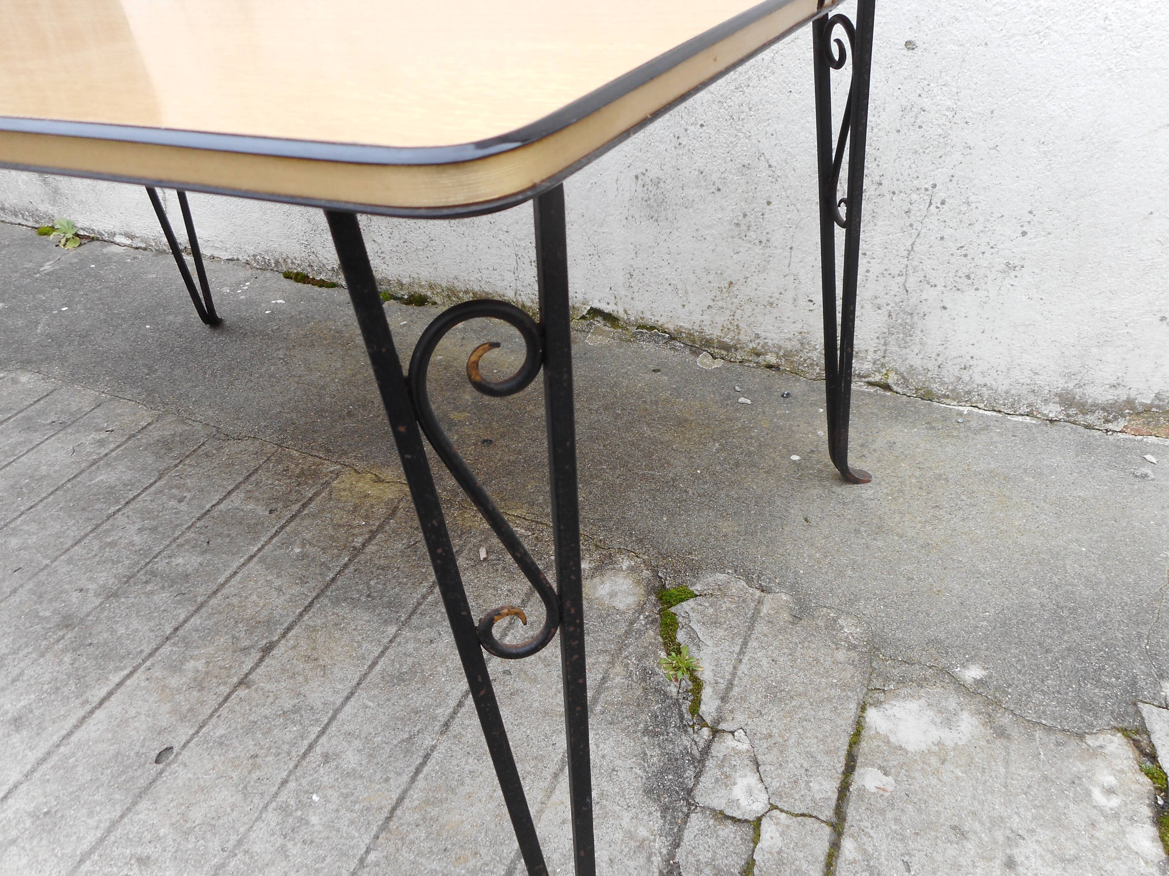 Low table feet on formica