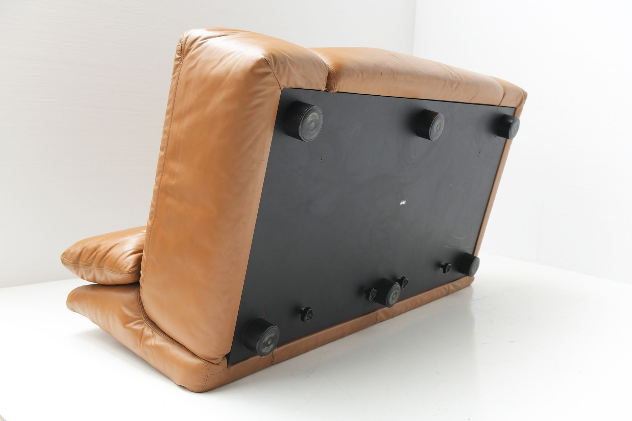 Canapés en cuir cognac Bengodi design Cini Boeri pour Arflex Italie