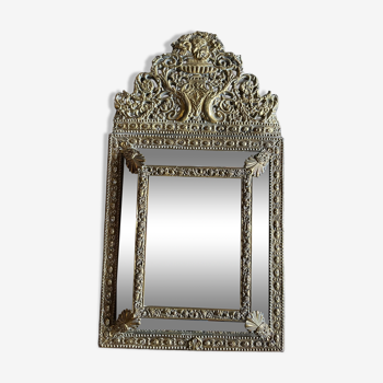 Mirror with parcloses