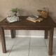 Table brutaliste