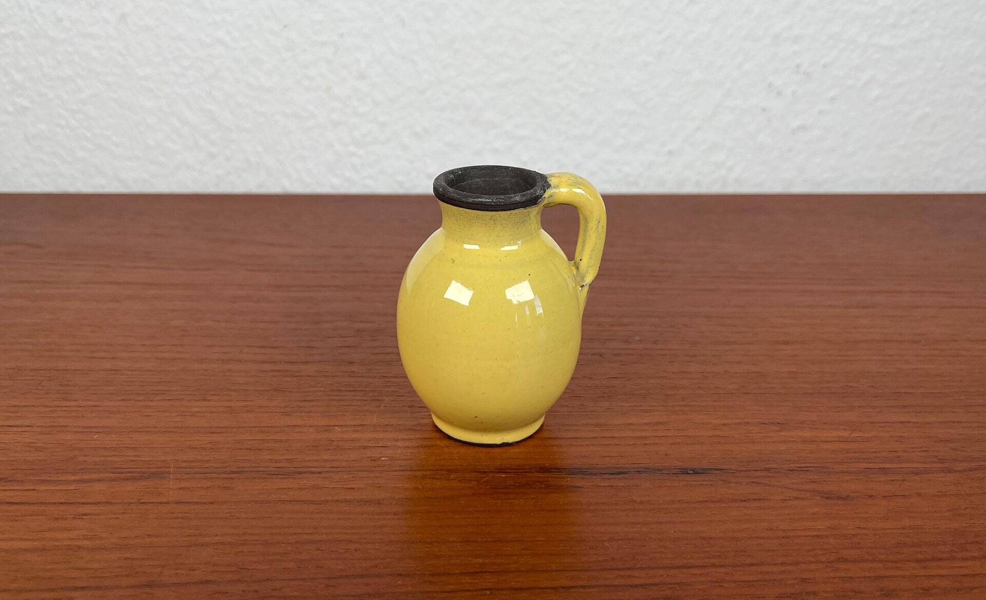 Petit vase carafe en poterie d'atelier du milieu du siècle de BKW Böttger Keramik Wandsbek, Hambourg, Allemagne, années 1960