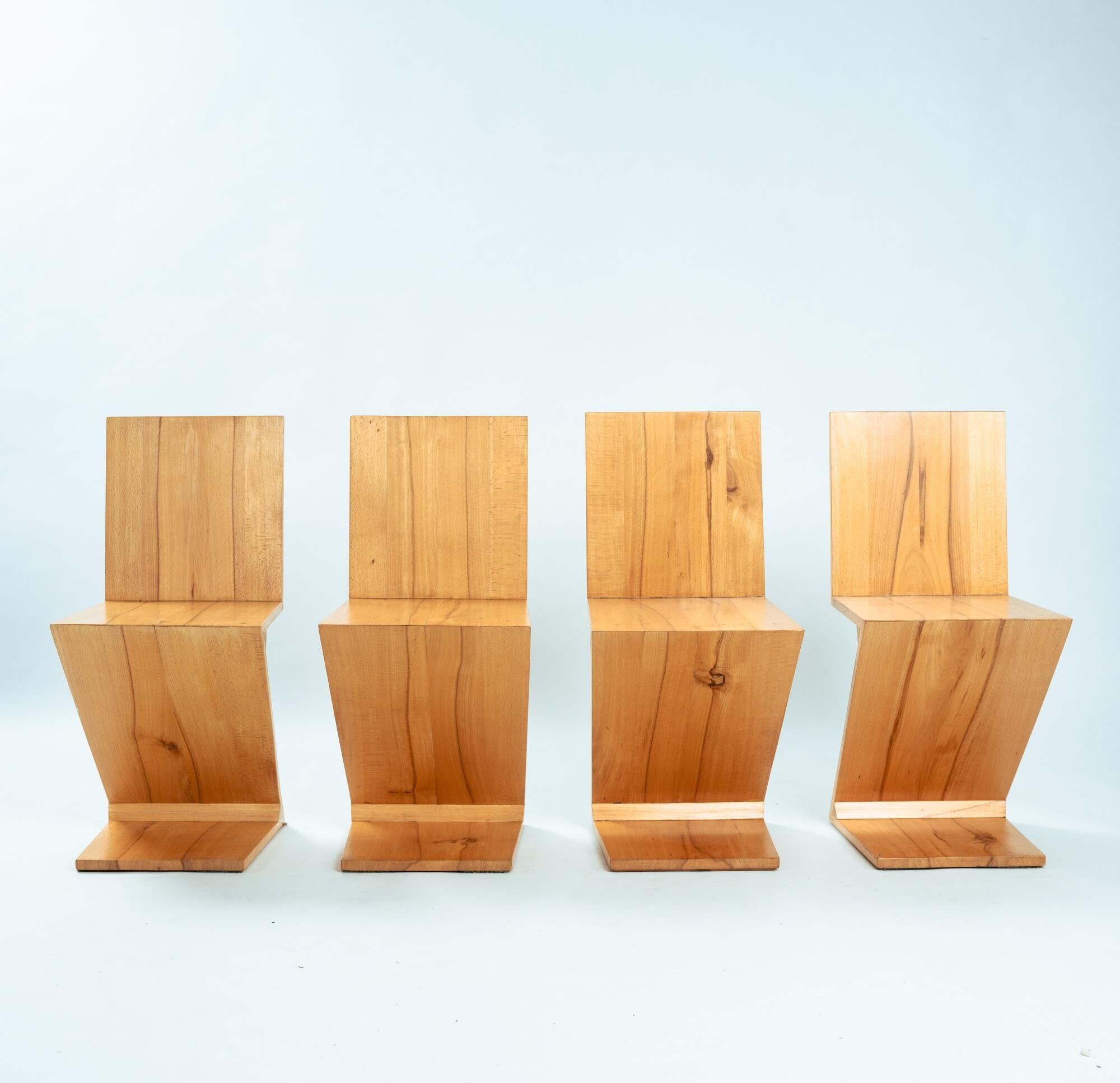 4 Zig Zag Ashwood Modernist Chairs after design Gerrit Rietveld, De Stijl 1930's