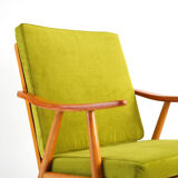 Green vintage armchair, Cal velvet fabric, solid wood 60s / 70s