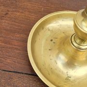 Paire de Bougeoirs Louis Philippe en laiton 1900s