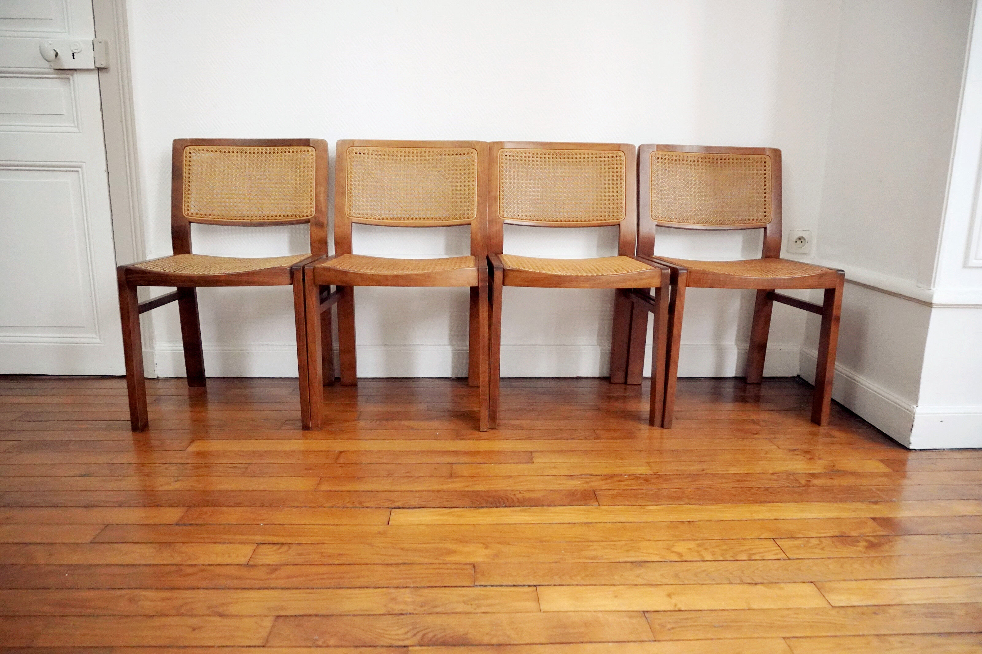 Suite of 4 Baumann chairs